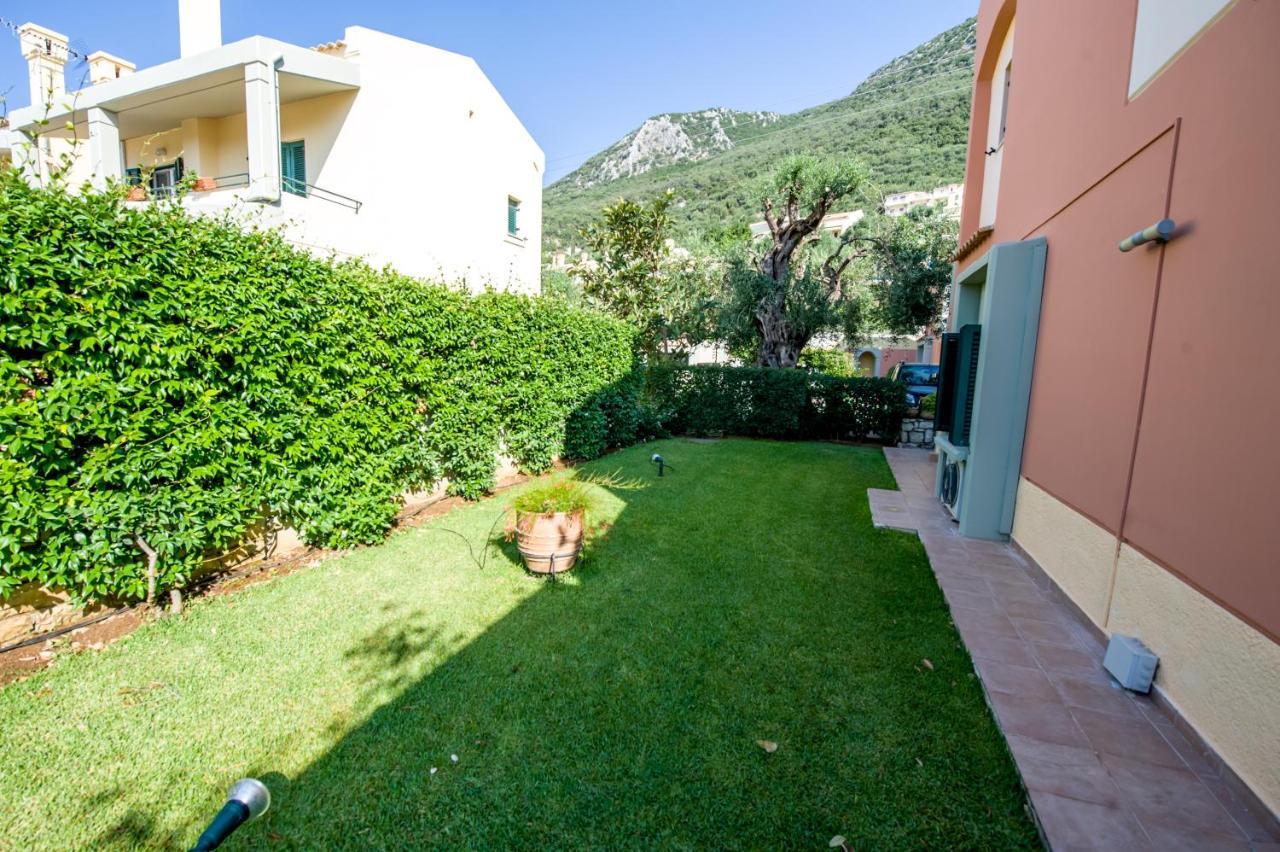 Wave And Sea Holiday Home Barbati Ngoại thất bức ảnh